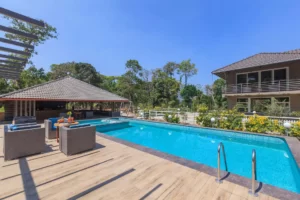 luxury pool villa in coorg