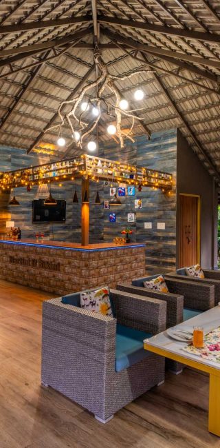 Nysa-Estate-5-bhk-luxury-villa-in-coorg-with-private-pool-and-spacious-rooms-poolside-kabana