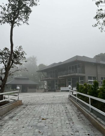 luxury pool villa in coorg